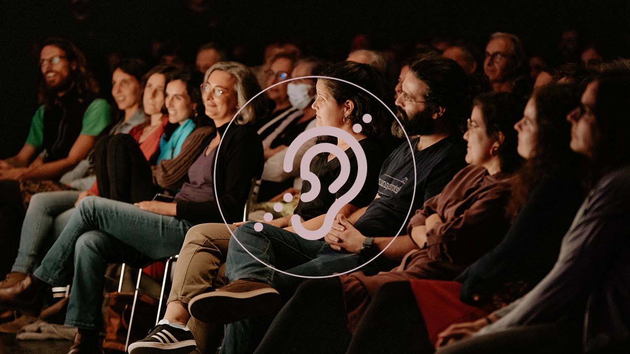 Imatge de públic escoltant un concert